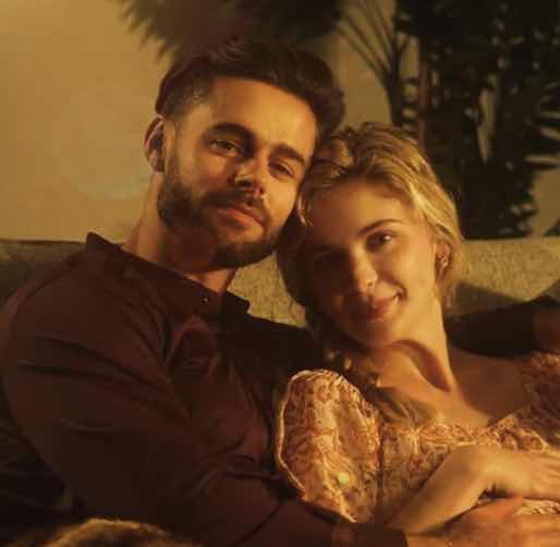 goodnovel comment avatar